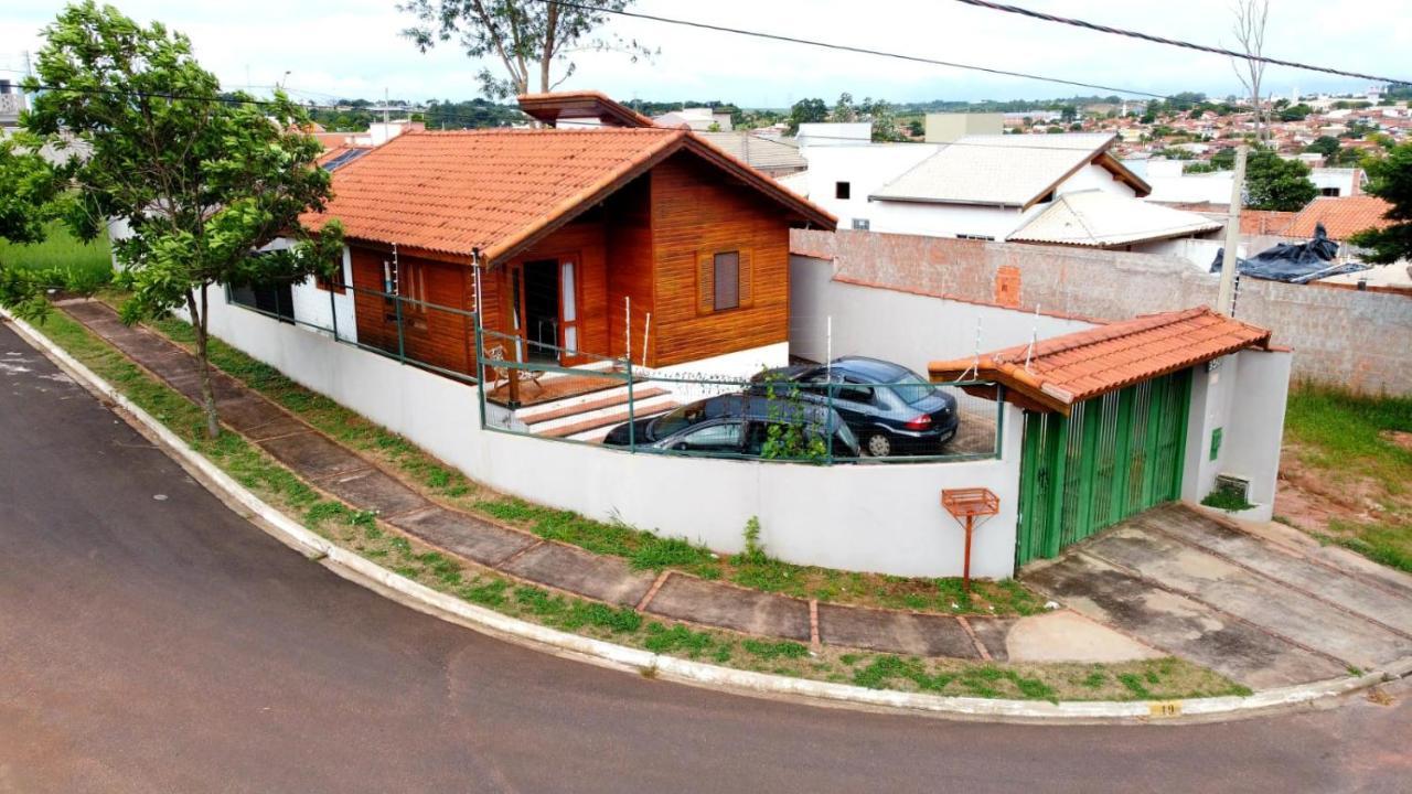 Casa Em Brotas Com Piscina E Churrasqueira Εξωτερικό φωτογραφία